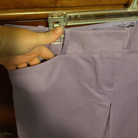 Love these cropped ankle pants 🌸 bundle and save - Picture 2 of 6